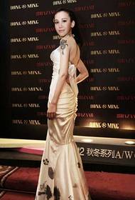 Tatuaggio bellissimo braccio Wang Yue
