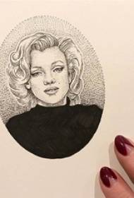 Ilus must lihtsa joonega portreeportree Marilyn Monroe tätoveeringu käsikiri