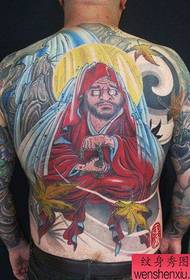 Muški leđa klasični dizajn Dharma master tetovaže