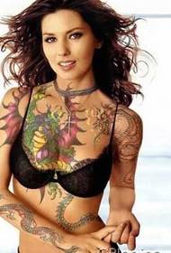 Immagine del tatuaggio di personalità della moda piuttosto bella