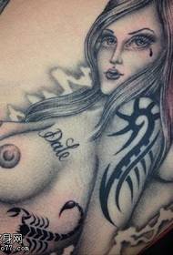 Europäeschen an amerikanesche Meedchen Mimi Tattoo Muster