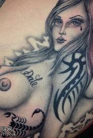 Fată europeană și americană model tatuaj Mimi