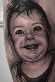 Varietà di modelli di tatuaggi di modelli di tatuaggi a forma di pungiglione di tatuaggio grigio nero
