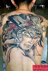 Spatele masculin este modelul tatuaj Zhao Yun Zhao Zilong frumos și frumos