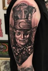 Tatuaggio ritratto realistico in stile ritratto scuro - chi osa provare