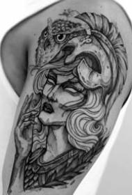 Božica Atena tetovaža _11 Zapadnoeuropska i američka boginja Atena crno sivi uzorak tetovaže radi slike