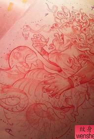 Populara malvarmeta medusa tatuaje-ŝablono