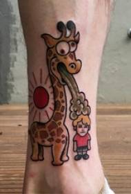 Lo stinco dei ragazzi ha dipinto linee geometriche semplici personaggi dei cartoni animati e immagini di tatuaggi di giraffe