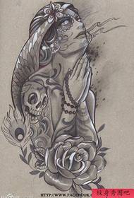 Um padrão popular popular de tatuagem de garota morta-viva