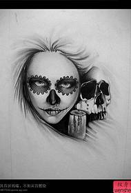 un tatuatge manuscrit amb una nena morta i un ximple