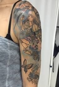 Ramię dziewczyny malowane akwarela szkic kreatywny literacki dziewczyna postać tatuaż tatuaż obraz