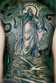 Il dorso è il modello di tatuaggio Guan Erye molto personalizzato