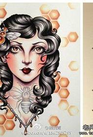 Un classico bellissimo manoscritto tatuaggio ragazza di scuola