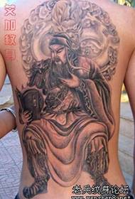 Гуан Гонг тетоважа на моделот: Гуан Гонг со целосен грб Гледајте ја моделот на пролет и есен на тетоважа