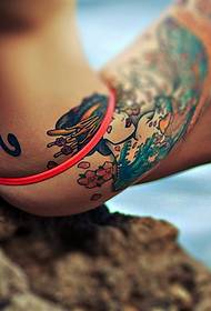 2014 m. Seksualios deivės HD tatuiruotės tapetai darbalaukio paveikslėlių atsisiuntimas