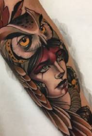 Tatuaggi realistici su animali e ritratti - tatuatore spagnolo Alvaro Alonso