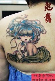 Dekliška zadnja ramena lepa ilustracija lepotni vzorec tatoo