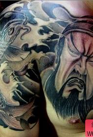 Guan Gong tatoveringsmønster: Et halvt squat mandlige blæksprutte tatoveringsmønster