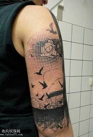 Arm style, character, tattoo