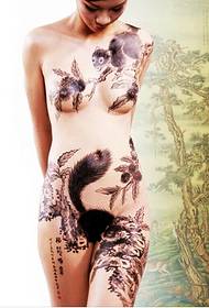 मादक नग्न मुलगी पूर्ण शरीर क्लासिक शाई पेंटिंग गिलहरी