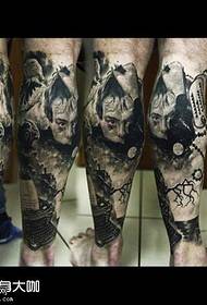 Patrón de tatuaxe de personaxes de pernas