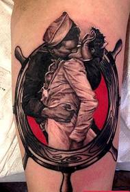 Recomiende un tatuaje de personajes europeos y estadounidenses a todos.