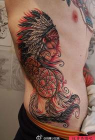 Modello di tatuaggio di bellezza indiana bella vita maschile