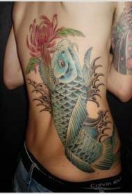 Modré koi ryby a chryzantéma späť tetovanie vzor