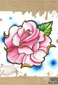 适合女孩子的粉色玫瑰花纹身图案