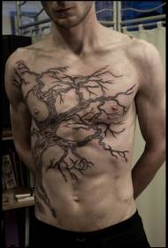 男性胸部棕色大樹紋身圖案