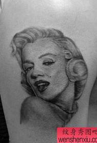 Caj Npab Marilyn Monroe portrait tattoo qauv