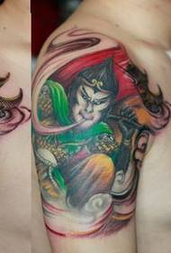 Panangan anu gedé, panonpoe corak tattoo wukong panonpoé