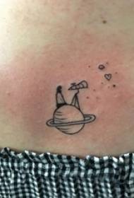 Μικρή πλατφόρμα τατουάζ κορίτσι λίγο πίσω πλανήτη εικόνα τατουάζ