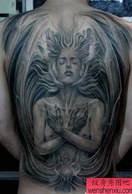 Bellissimo modello di tatuaggio di bellezza europeo e americano a schiena piena