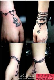 Popular good-looking bracelet tattoo pattern that girls like