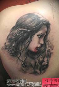 Hermoso patrón de tatuaje de retrato de belleza europea y americana