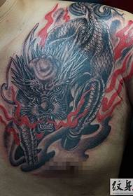 ຜູ້ຊາຍ tattoo unicorn handsome