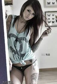 Sekso de tatuaje de fratino sexy