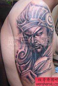 Tatuointikuvio: Miesten tatuointikuvio Klassinen tyylikäs supermahtava kolmen kuningaskunnan tatuointikuvio Zhuge Liang Kongming tatuointikuvio (Boutique)
