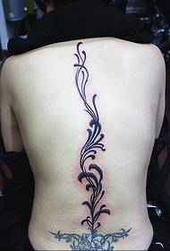 Модна тетоважа цвијета мушке краљежнице