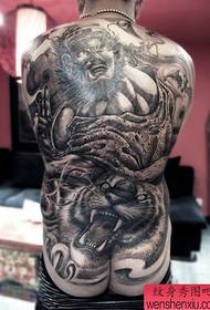 Domineering lelaki penuh belakang bel tattoo tatu corak