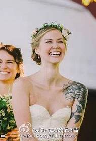 European and American style bride tattoo pattern