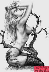 Disegno del tatuaggio: bel modello di tatuaggio di bellezza sexy europea e americana
