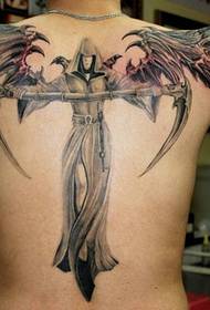 La morte sta arrivando, il tatuaggio preferito della falce mortale preferito dall'uomo