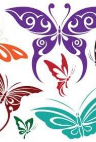 uma tatuagem de totem de borboleta linda flor