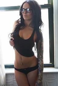Modello di occhiali donna tatuaggio