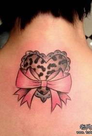 A love bow tattoo pattern that girls like