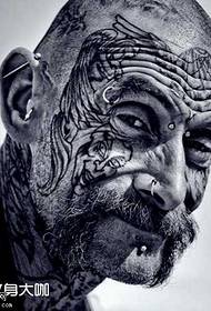 Modello tatuaggio vecchio