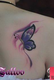 Bèl koulè papiyon modèl tatoo sou zepòl yon ti fi