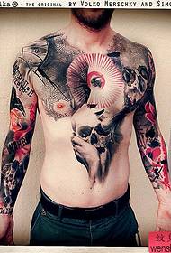 Osobni muški uzorak tetovaža